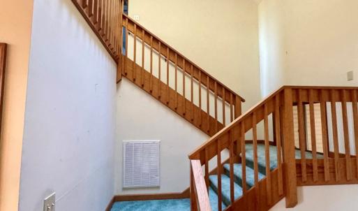 staircase to upper level