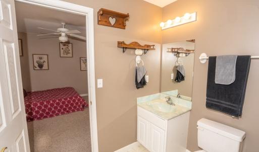 Full bath - between Bed 2 & Bed 3