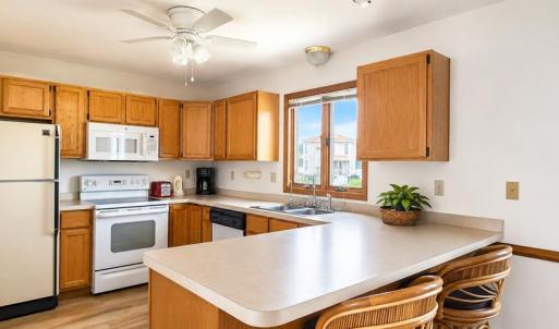 Spacious Kitchen with Breakfast Bar