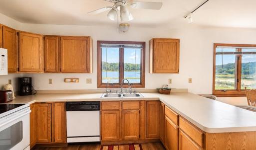 Spacious Kitchen with Breakfast Bar