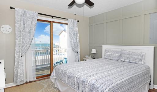 Photo #26 of 37493 BAYSIDE DR, GREENBACKVILLE, VA 0.2 acres