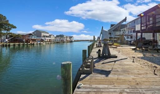 Photo #3 of 37493 BAYSIDE DR, GREENBACKVILLE, VA 0.2 acres