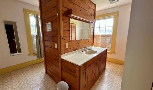 Photo #33 of 29691 BURTONS SHORE RD, LOCUSTVILLE, VA 0.9 acres