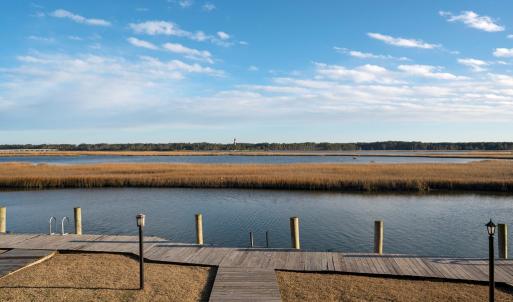Photo #5 of 7718 EAST SIDE RD, CHINCOTEAGUE, VA