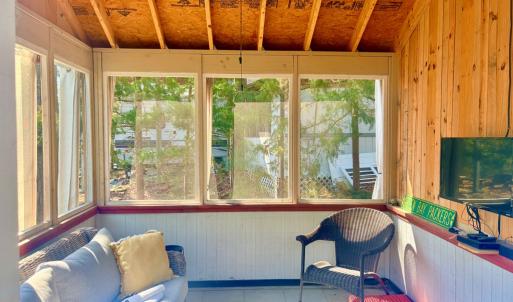 SCREEN ROOM