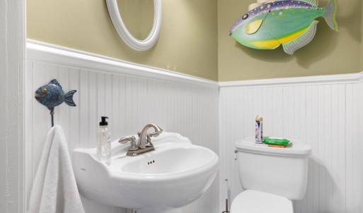 Photo #20 of 615 TAZEWELL AVE, CAPE CHARLES, VA 40.0 acres