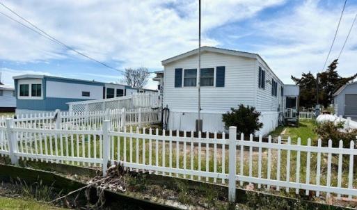 Photo #2 of 8254 SEABREEZE DR, CHINCOTEAGUE, VA 50.0 acres