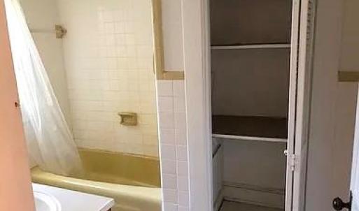 Unit A - Bathroom Upstairs