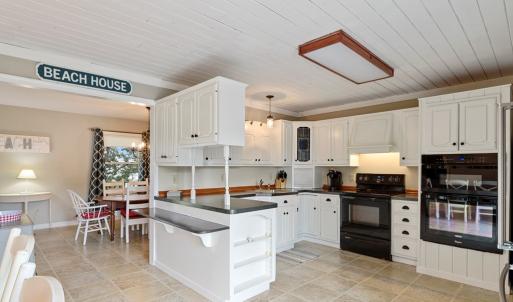 Photo #11 of 4250 BENNETT LN, CHINCOTEAGUE, VA 0.4 acres