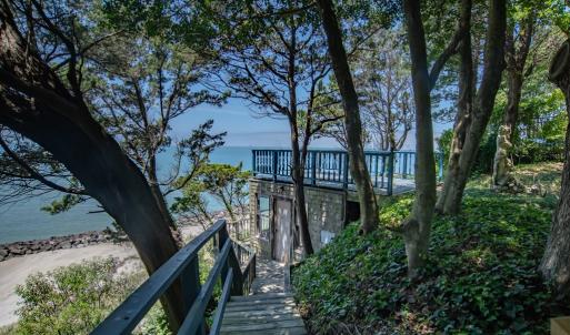 Steps going to bay front studio
