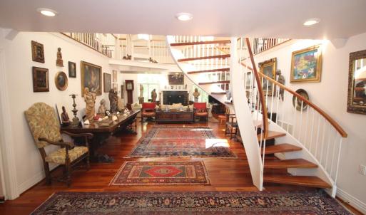 Living room, View when entering the home.