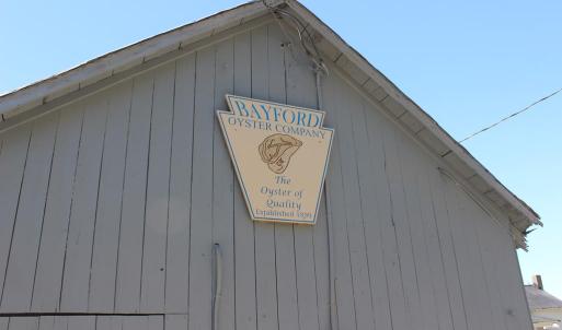 Former Bayford Oyster Company, Bayford is 5 minutes away and small to mid sized boars can be launched. Larger bots can be launched at Morley's Wharf (state ramp) aboutr 15 minutes away, near Exmore.