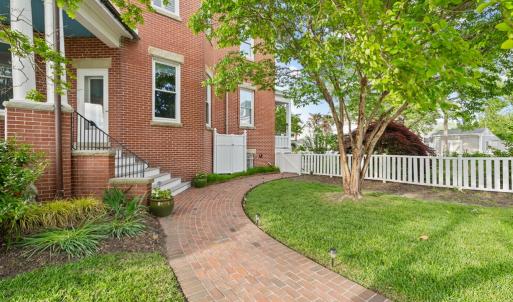 Photo #17 of 306 BAY AVE, CAPE CHARLES, VA 0.5 acres