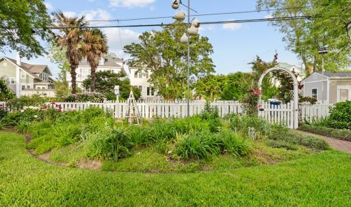 Photo #113 of 306 BAY AVE, CAPE CHARLES, VA 0.5 acres