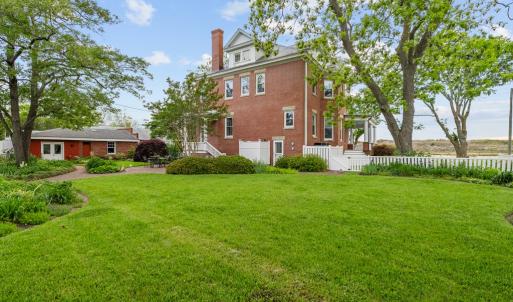 Photo #115 of 306 BAY AVE, CAPE CHARLES, VA 0.5 acres