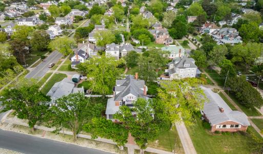 Photo #120 of 306 BAY AVE, CAPE CHARLES, VA 0.5 acres