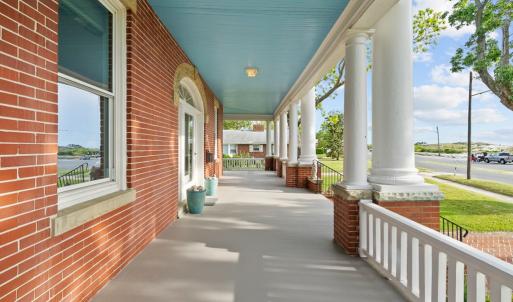 Photo #13 of 306 BAY AVE, CAPE CHARLES, VA 0.5 acres