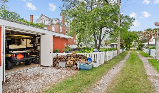 Photo #14 of 306 BAY AVE, CAPE CHARLES, VA 0.5 acres