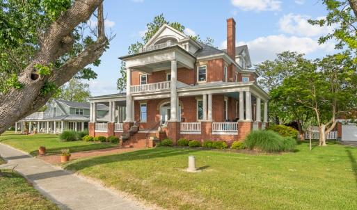 Photo #28 of 306 BAY AVE, CAPE CHARLES, VA 0.5 acres