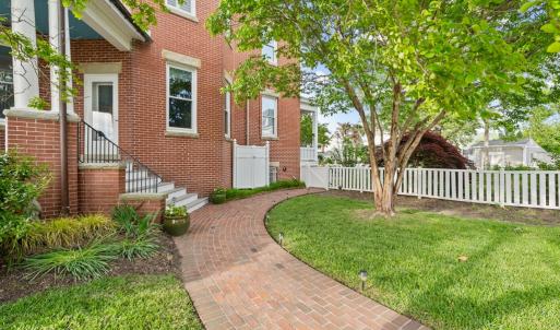 Photo #33 of 306 BAY AVE, CAPE CHARLES, VA 0.5 acres