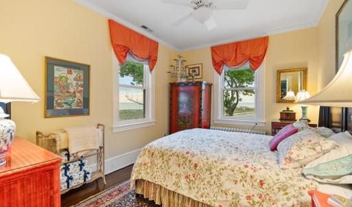 Photo #74 of 306 BAY AVE, CAPE CHARLES, VA 0.5 acres