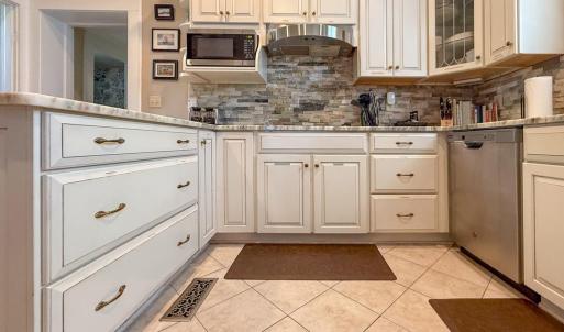 Photo #108 of 212 BAY AVE, CAPE CHARLES, VA 0.3 acres