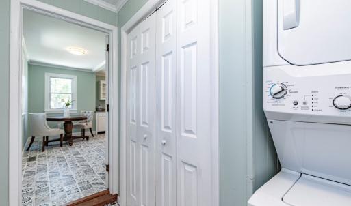 Laundry with Storage