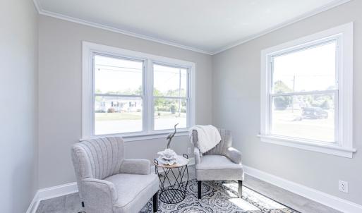 Sun Room/Sitting Room