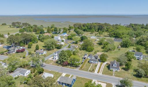35486 Upshur Neck Rd, Quinby, VA, Steps from the water!