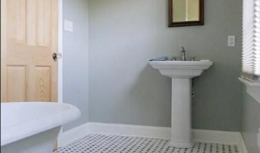 Upstairs Bathroom