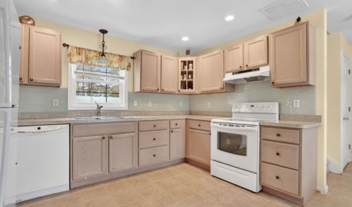 Photo #18 of 6390 CHURCH ST, CHINCOTEAGUE, VA 0.1 acres