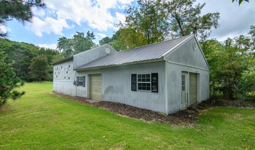 Attached garage to Barn, great workshop