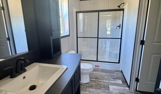 Primary ensuite bathroom