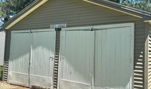 Detached Garage