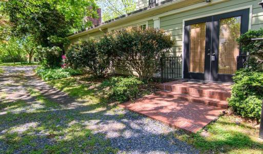 Photo #3 of 86 MARKET ST, ONANCOCK, VA 0.8 acres