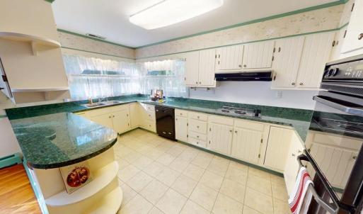 Plenty of room for multiple cooks in this kitchen