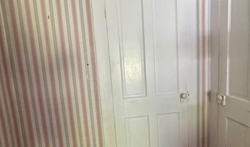 Entry to primary suite wing
