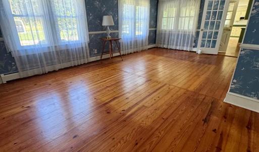Formal living/dining room