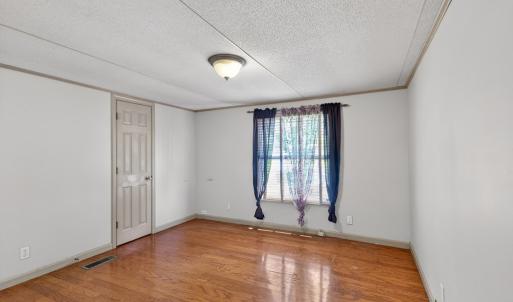 Photo #10 of 21414 ADAMS ROAD, GREENBUSH, VA 1.0 acres