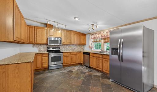 Photo #3 of 21414 ADAMS ROAD, GREENBUSH, VA 1.0 acres