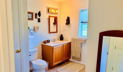 1st Floor Guest Bathroom