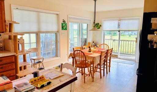 Kitchen/Dining Area