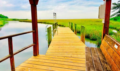 Community Pier