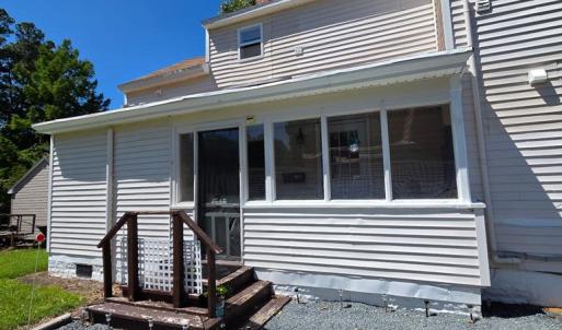 43B Screen In Porch