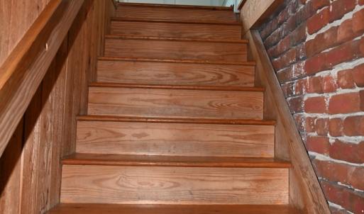 stairs to the basement from foyer