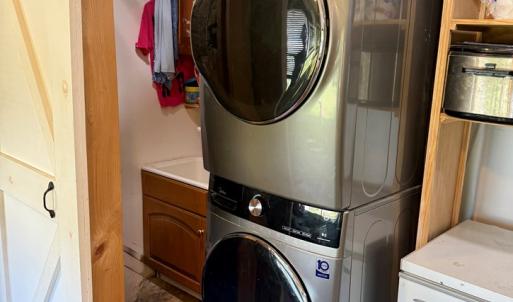 Photo #36 of 39052 CHURCH ST, GREENBACKVILLE, VA 0.4 acres