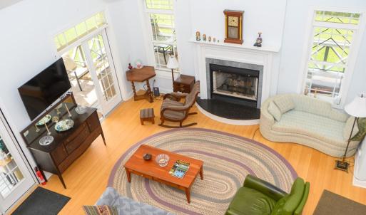 2nd Floor Foyer View