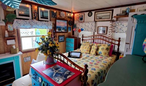Photo #10 of 8290 BAY SIDE DR, CHINCOTEAGUE, VA 2,178.0 acres