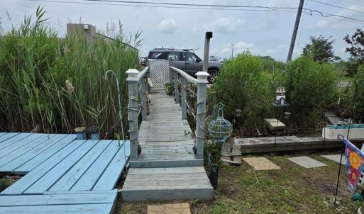 Photo #5 of 8290 BAY SIDE DR, CHINCOTEAGUE, VA 2,178.0 acres
