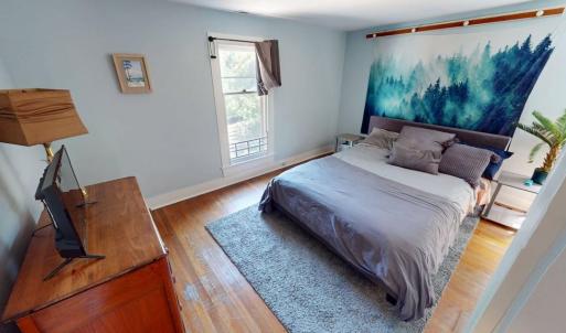 Upstairs bedroom